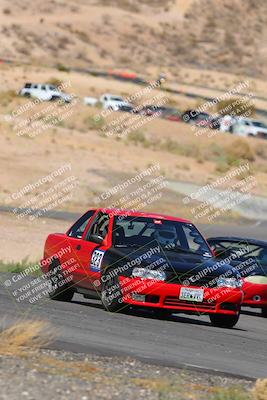 media/Oct-01-2022-Team Topak Racing (Sat) [[f860fb51be]]/2-Inter Low 2/session 2 turn 11/